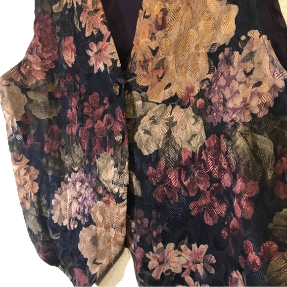 SOLD - NFS - Picture 2 of 8